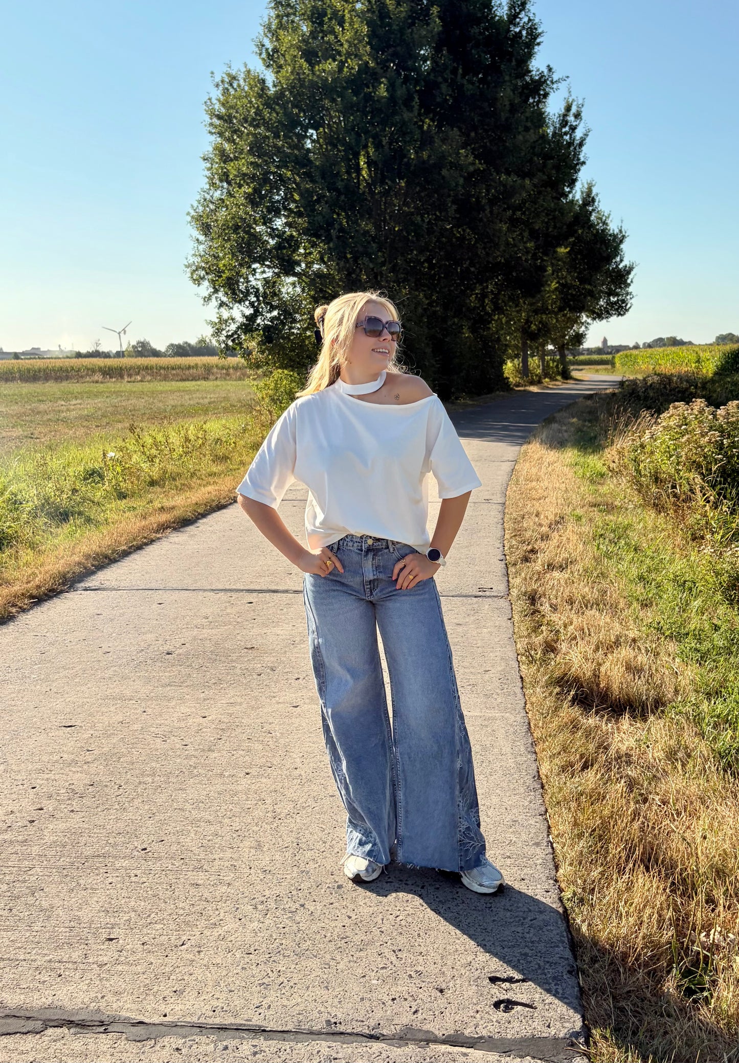 T-shirt Billie