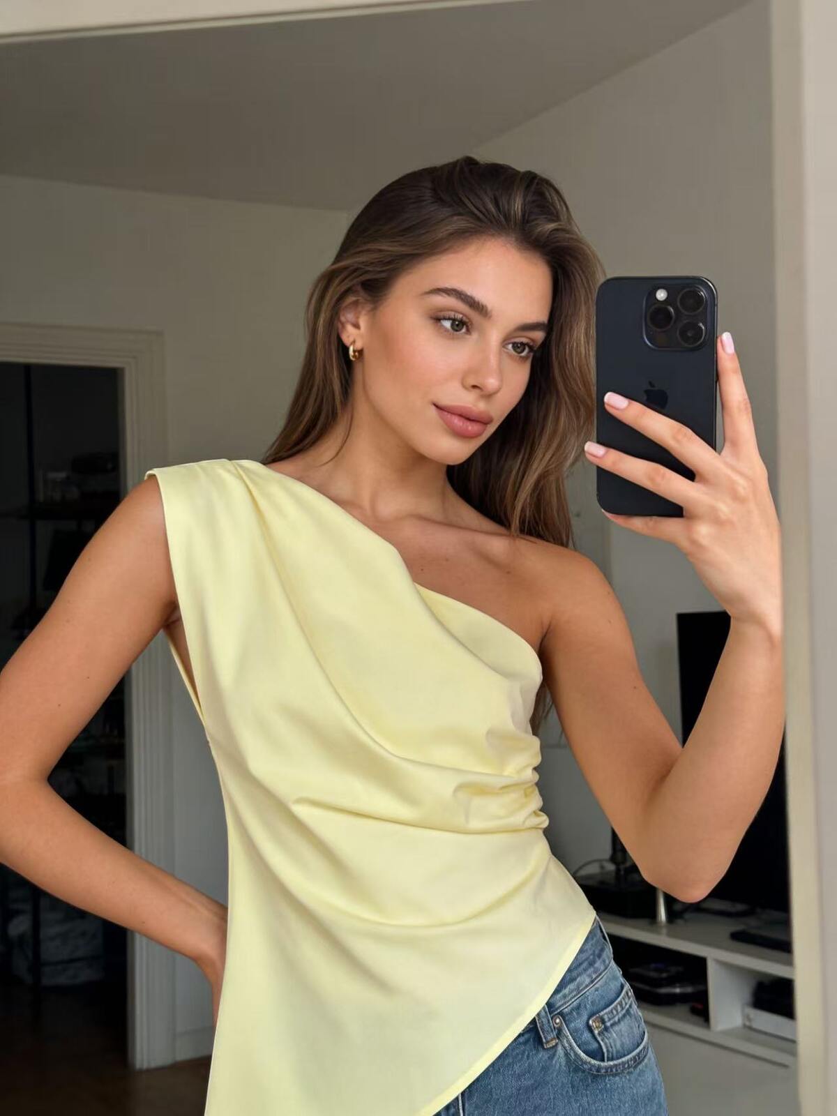 One Shoulder top